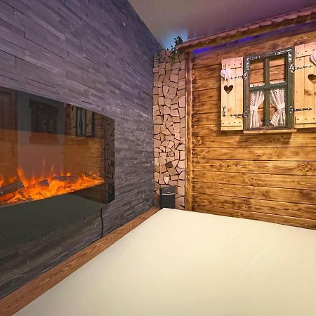 Comfortable Holiday Home With Hot Tub Teunz Zewnętrze zdjęcie