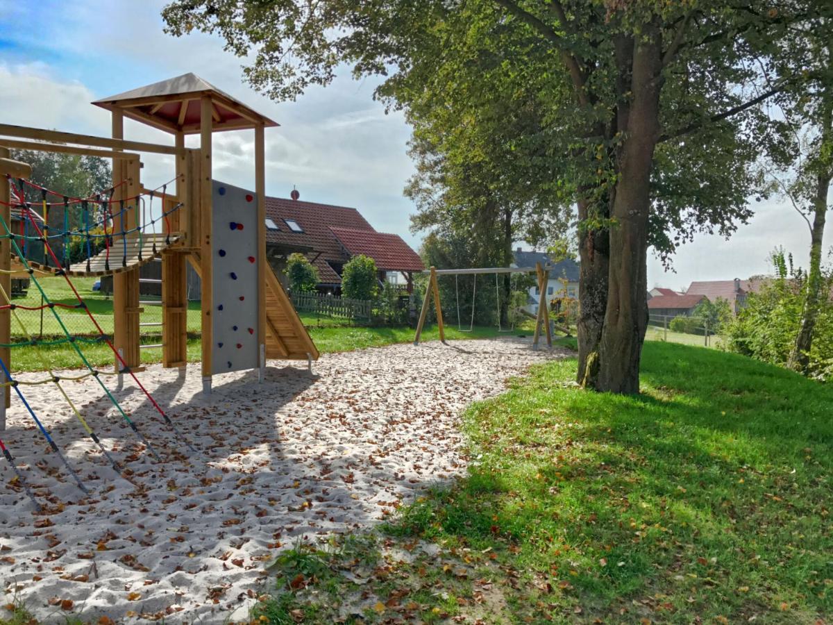 Comfortable Holiday Home With Hot Tub Teunz Zewnętrze zdjęcie