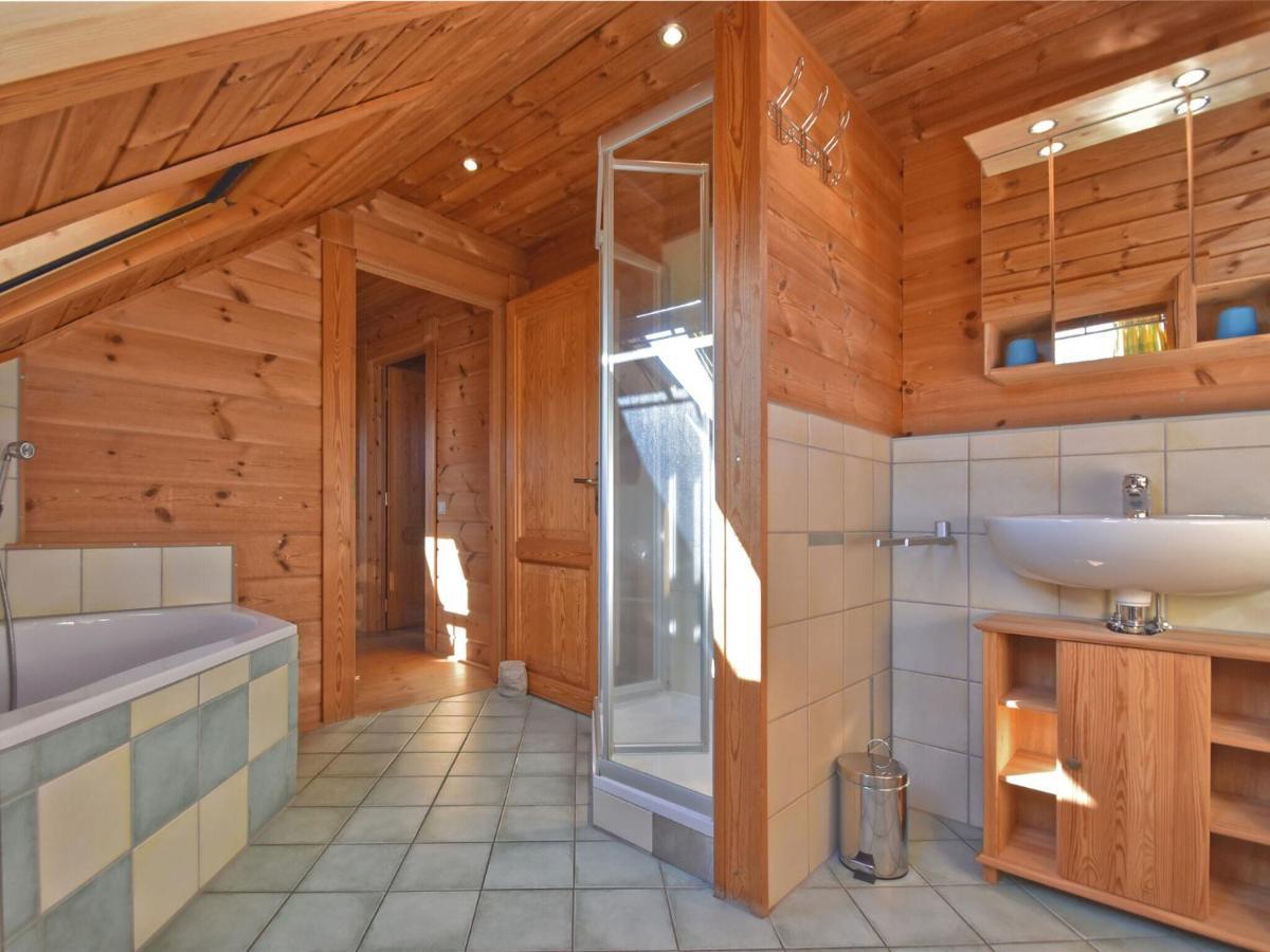 Comfortable Holiday Home With Hot Tub Teunz Zewnętrze zdjęcie